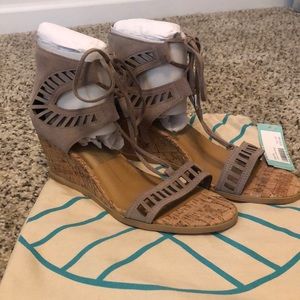 NWT. Dolce Vita Sandals